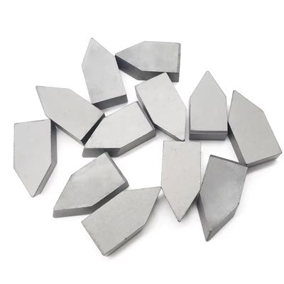 Customized Size High Wear Resistance Tungsten Carbide Brazed Tips with YG6 YG6X YG8 YG9C YG11C YG13C Alloy