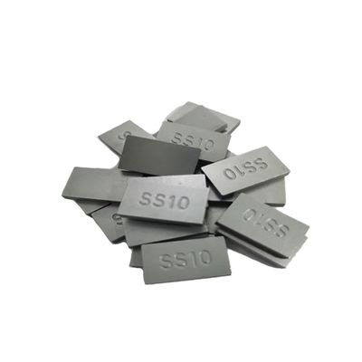 Customized Size 100% Virgin Tungsten Carbide Brazed Tips with Electric Power Source and Glossy Surface for Stone Cutting